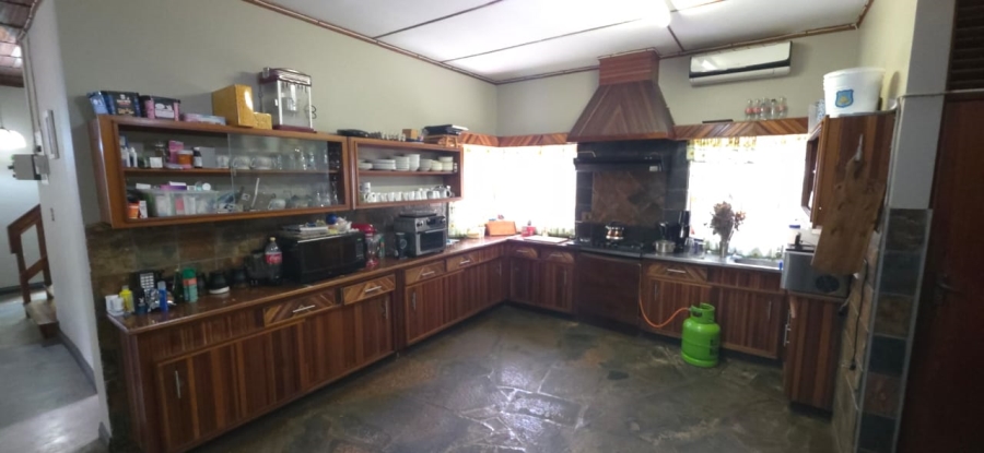 4 Bedroom Property for Sale in Songloed North West